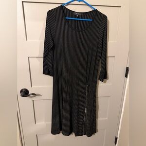 Comfy USA Black Striped Long Sleeve Dress (Size M)
